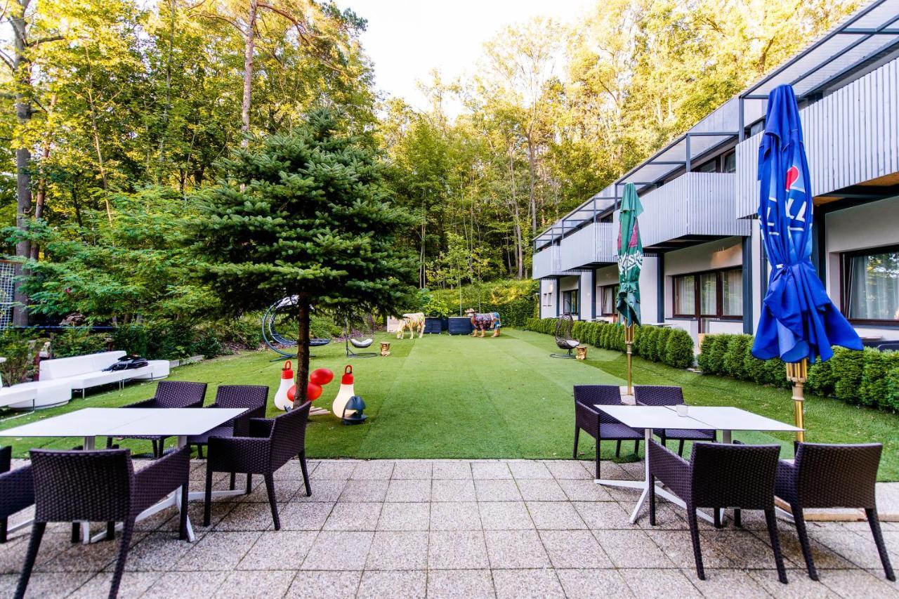 Hotel Veverica Trenčín Kültér fotó